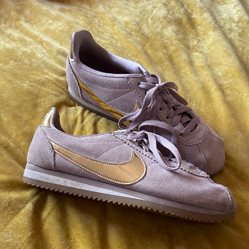 Nike Cortez Lavender & Gold Size 8